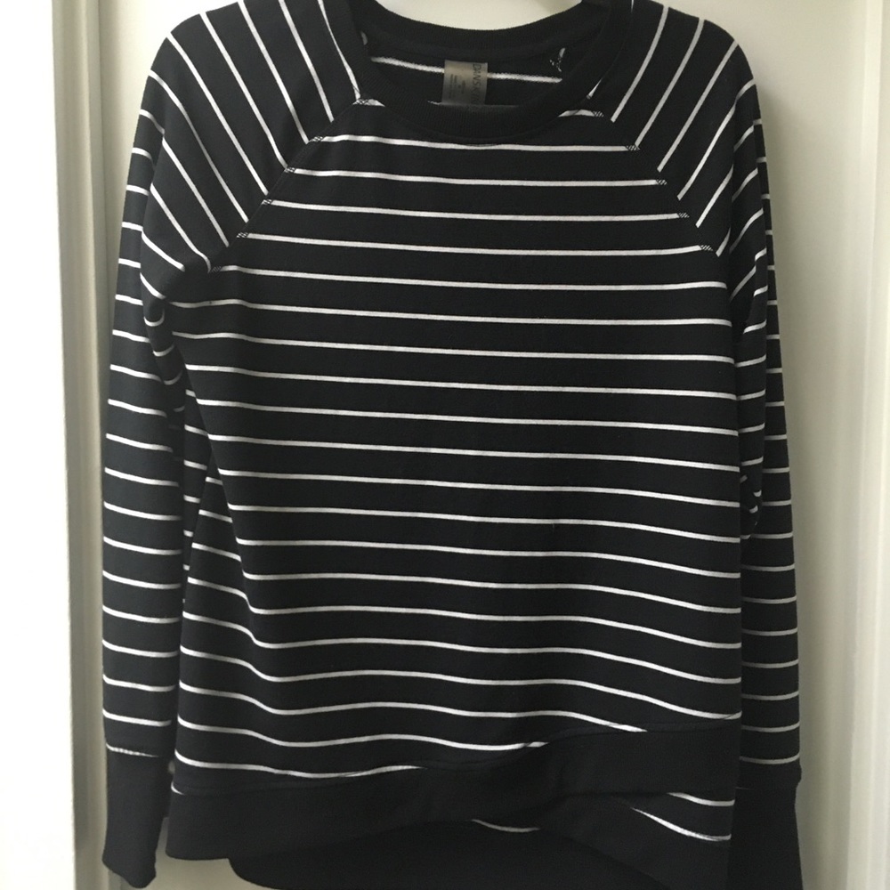 Danskin Stripe Sweater top sz Medium